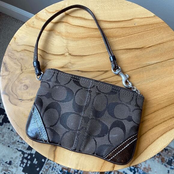 COACH Brown Signature Top Handle Leather Canvas Small Wristlet Purse Bag Pre-Own - Picture 8 of 10